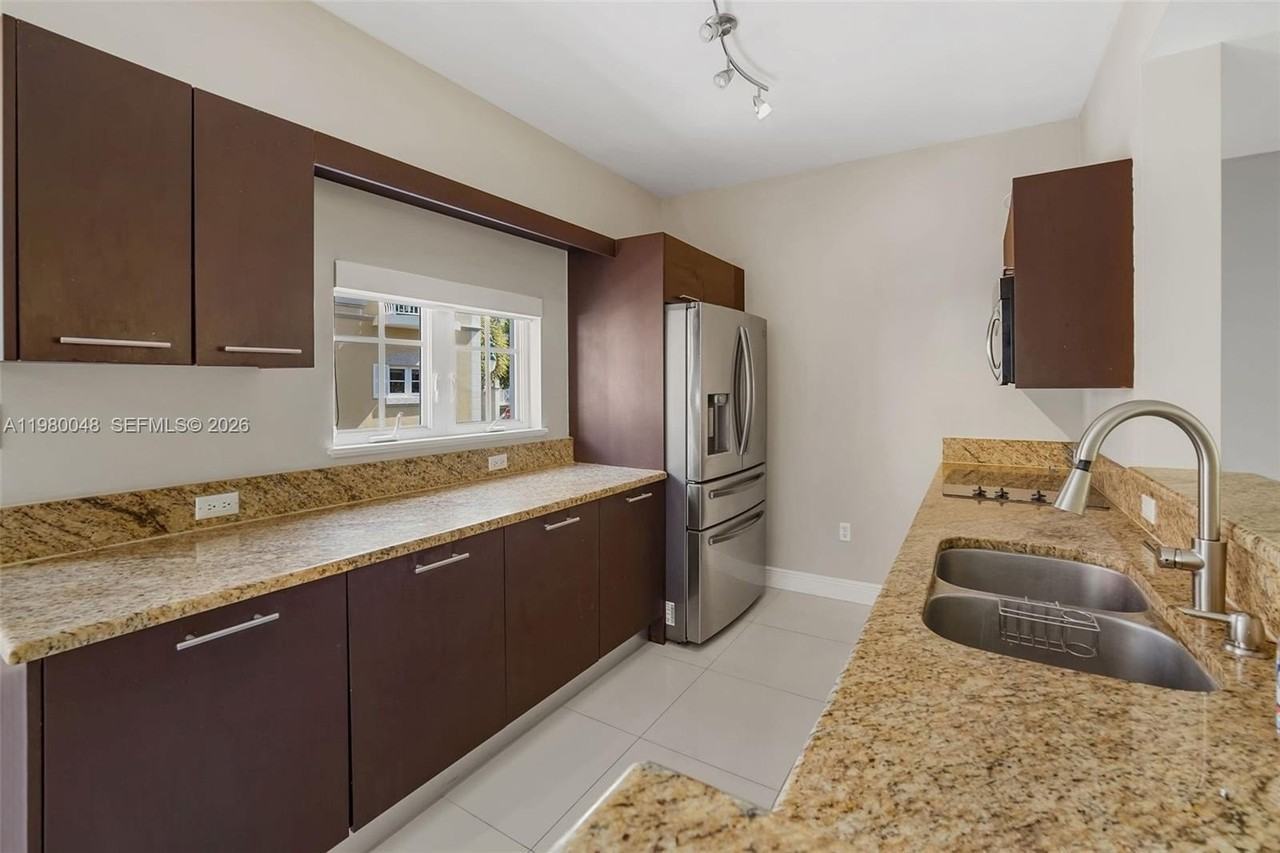 2729 Ne 184th Ln #2729 - Photo 7 of 24