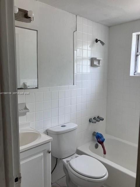 3696 William Ave #4 - Photo 7 of 9