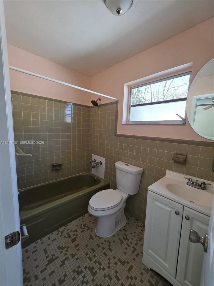 20630 Manta Dr #20630 - Photo 4 of 14