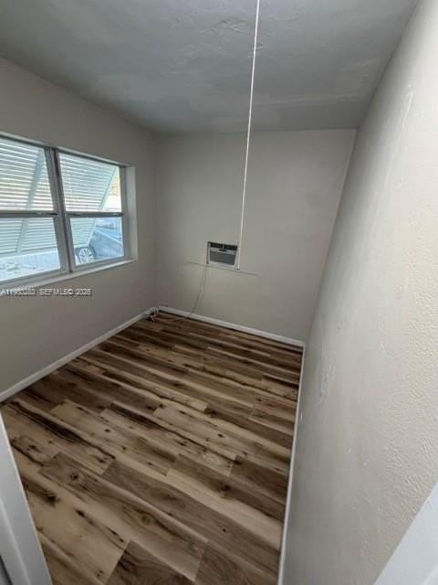 1721 Ne 15th Ave #1-2 - Photo 4 of 7