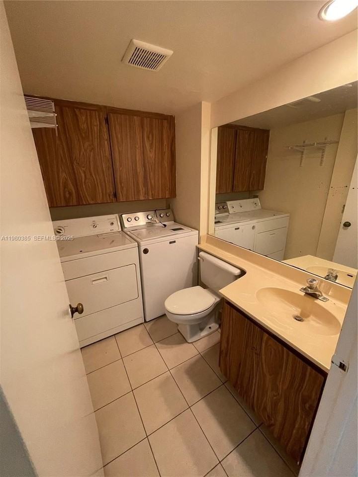 237 Charter Way #237 - Photo 6 of 18