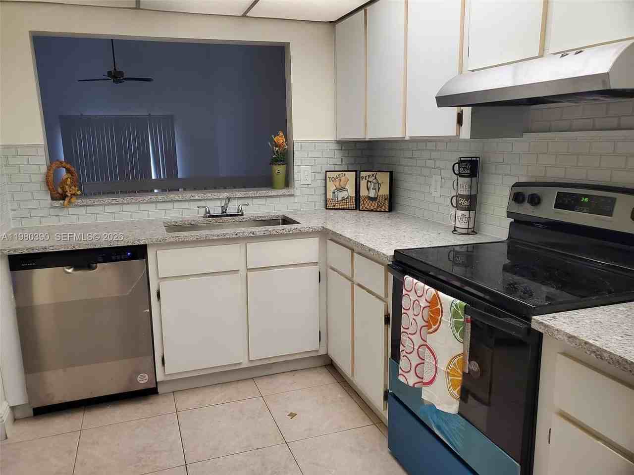 4206 Sw 87th Ter #4206 - Photo 6 of 37