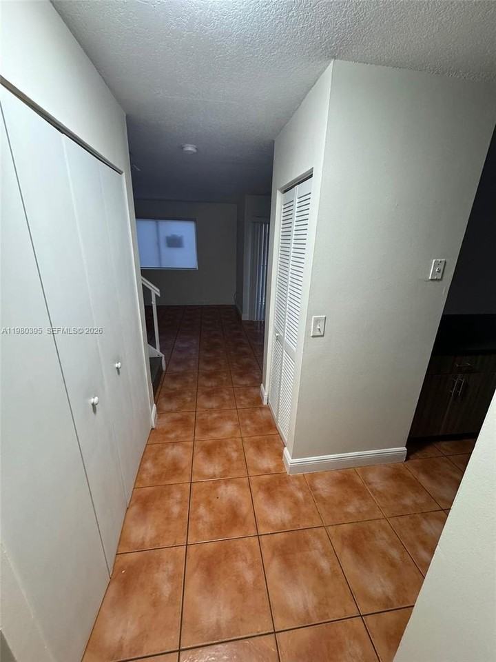 6235 Kendale Lakes Cir #237 - Photo 7 of 24