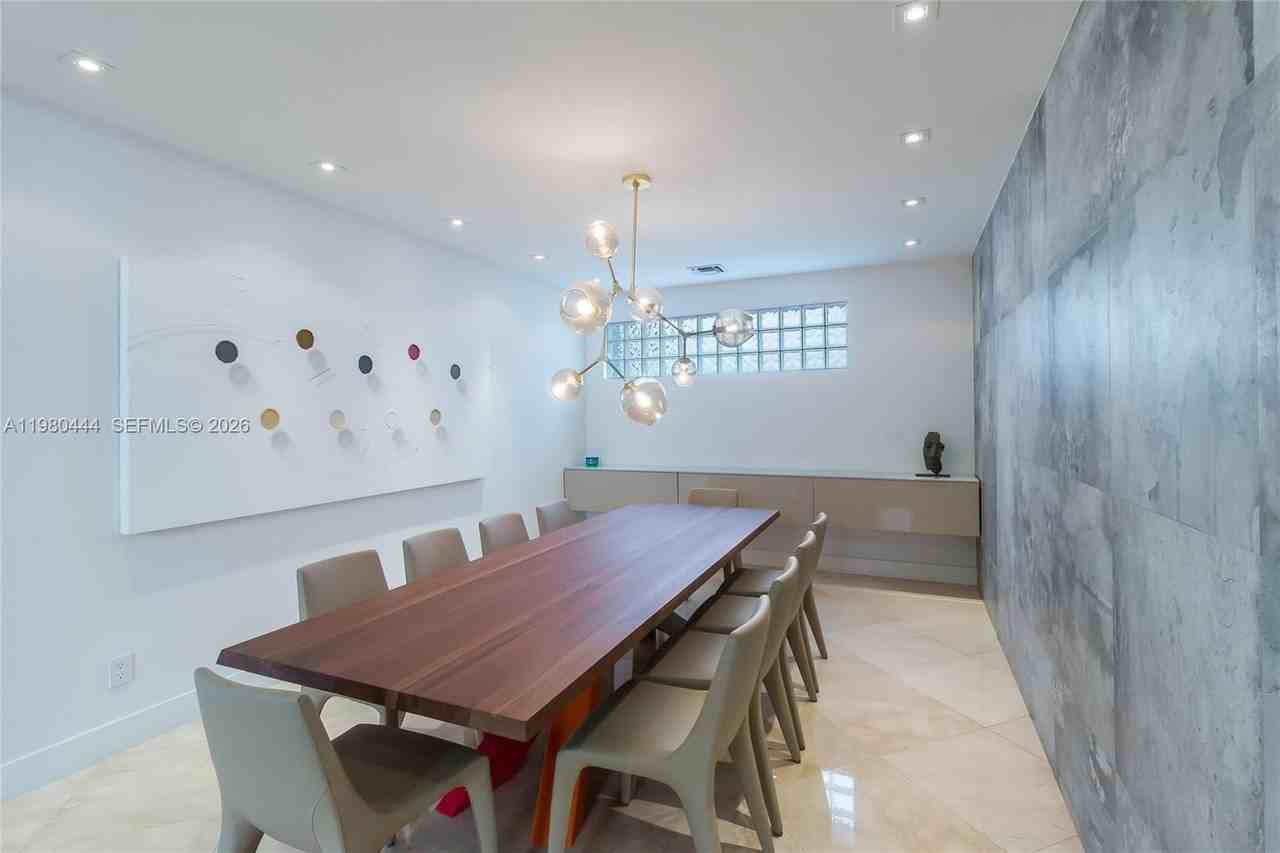 1651 Diplomat Dr - Photo 7 of 33