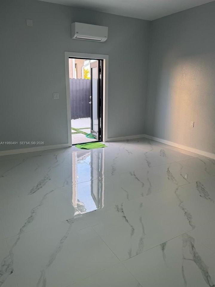 27132 Sw 132nd Court Rd #0 - Photo 3 of 4