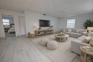 4621 Sw 33rd Ave #1 - Photo 1 of 1