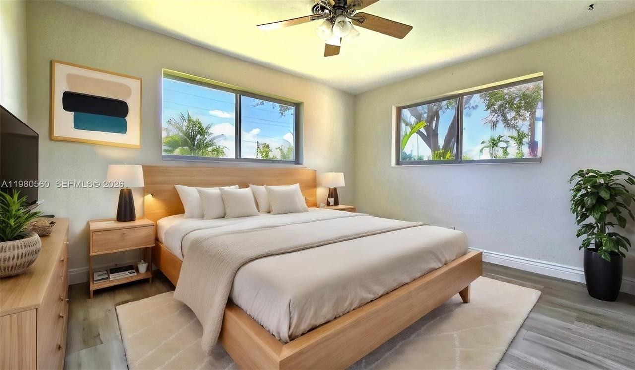 909 Sw 9th Ave - Photo 5 of 18