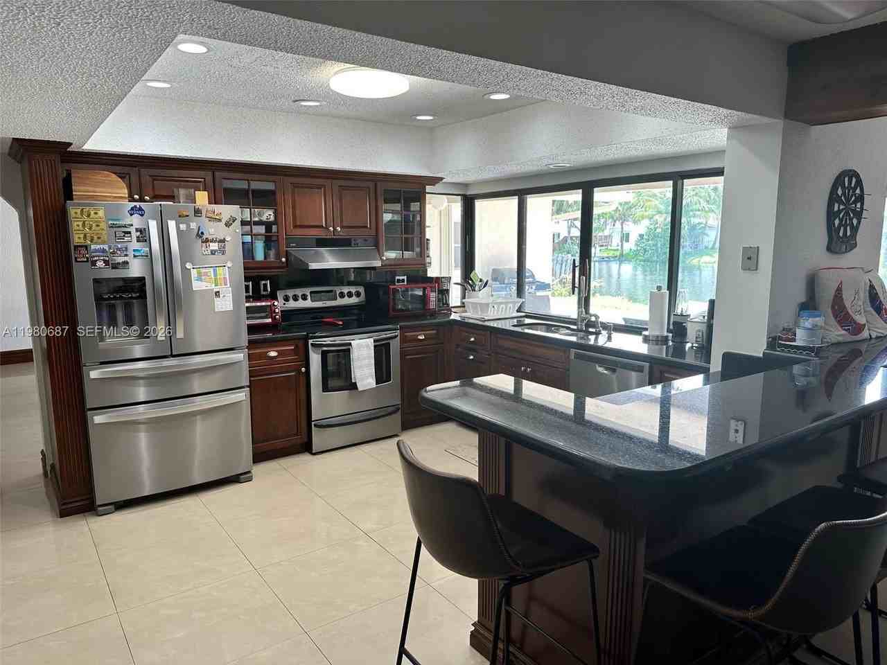 10404 Nw 5th Mnr - Photo 7 of 22