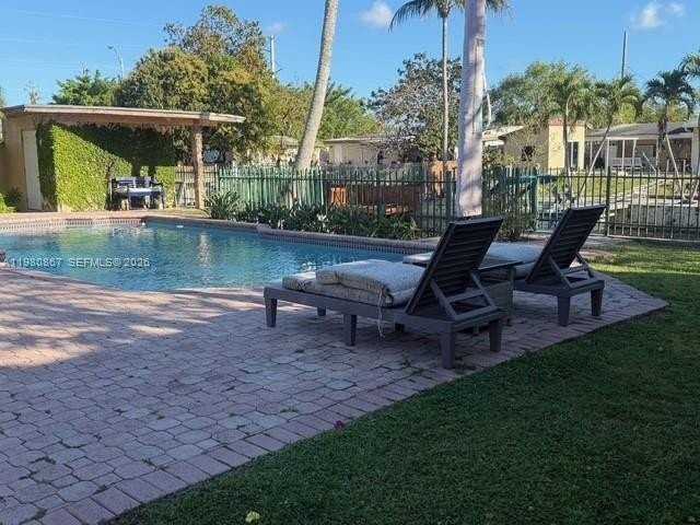 10720 Sw 43rd Ln - Photo 4 of 16