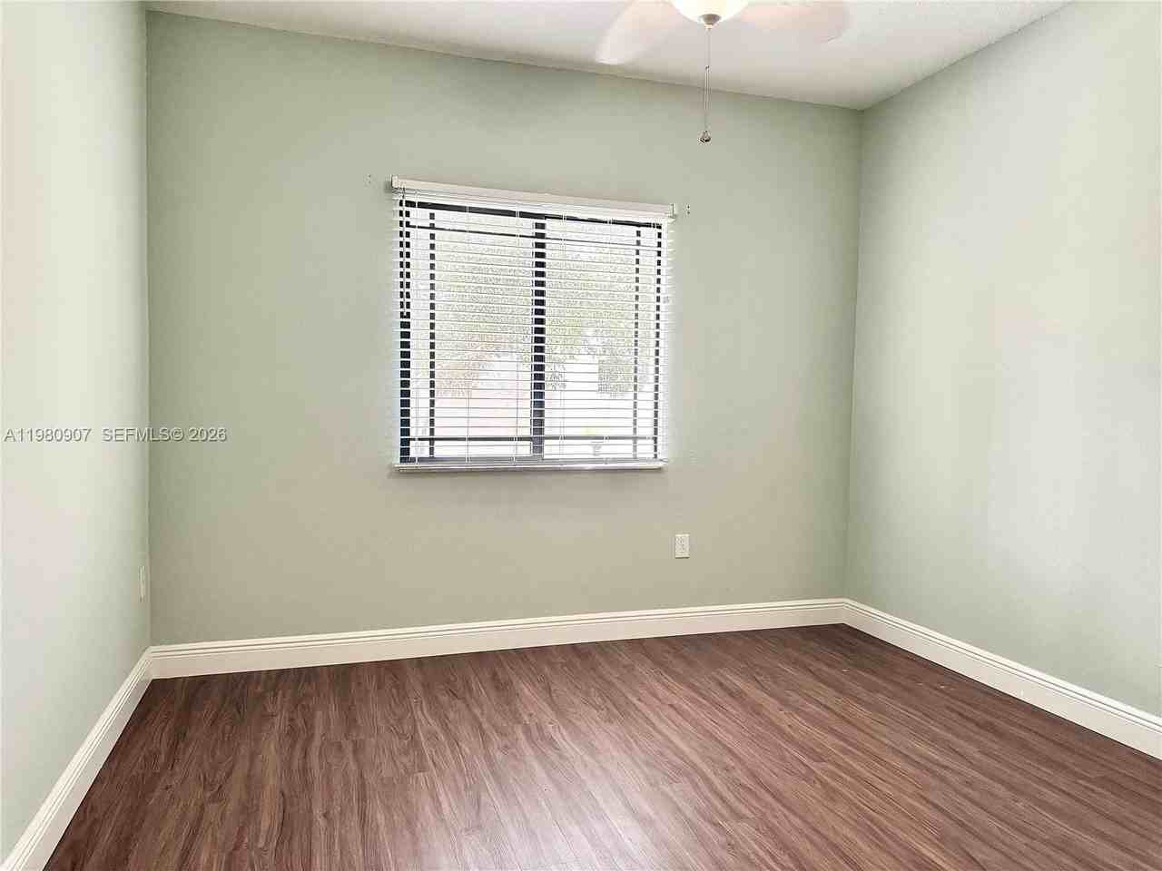 3020 Alcazar Pl #208 - Photo 7 of 25