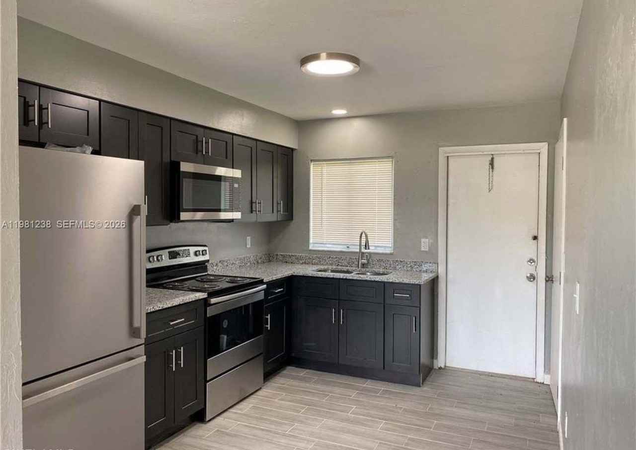 138 Gordon Ave S #188 - Photo 2 of 2