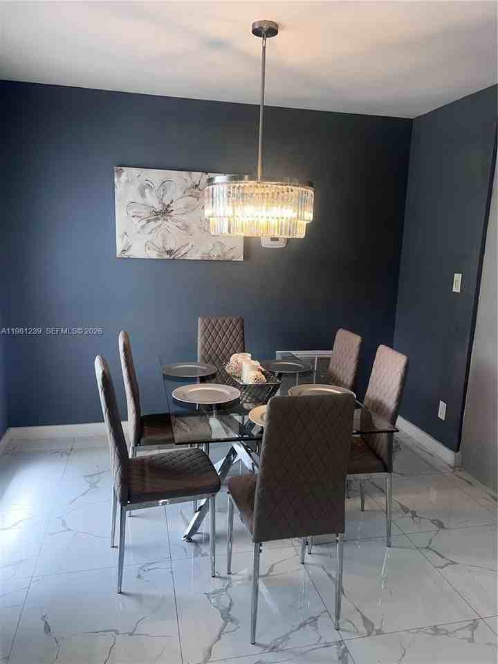 6731 Sw 10th Ct #0 - Photo 7 of 14