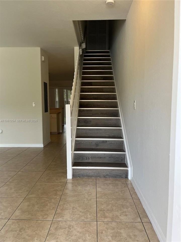 9081 Sw 153rd Ct - Photo 2 of 12