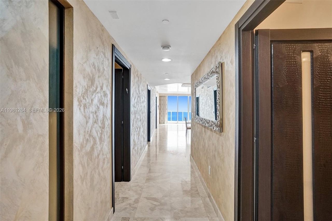 1850 S Ocean Dr #2003 - Photo 2 of 48