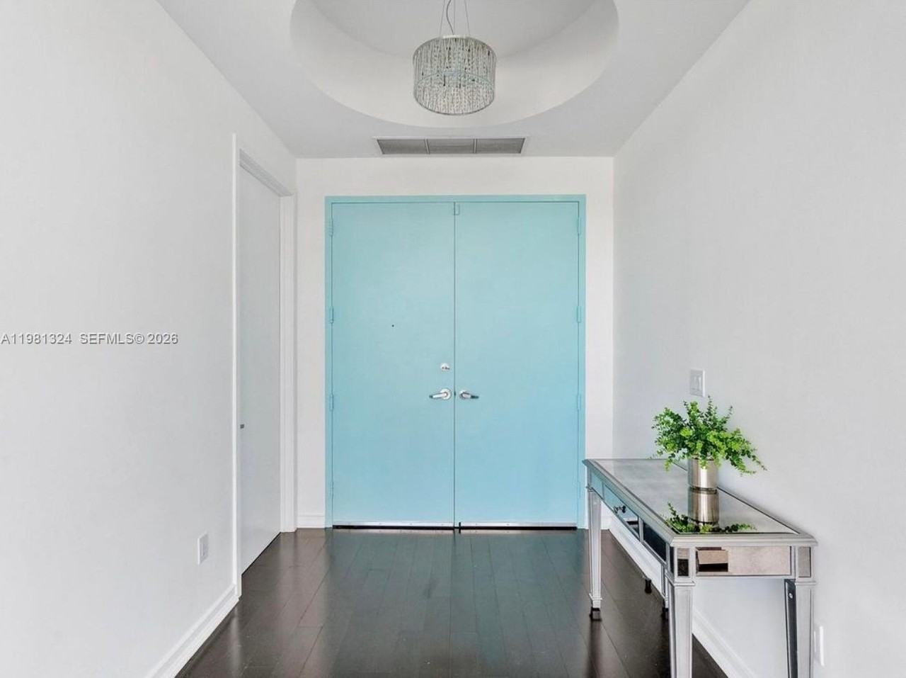 18101 Collins Ave #401 - Photo 4 of 50