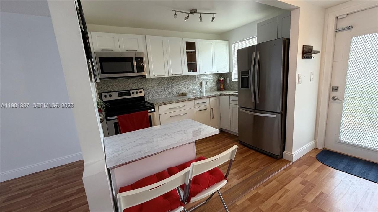 8300 Sunrise Lakes Blvd #109 - Photo 3 of 15