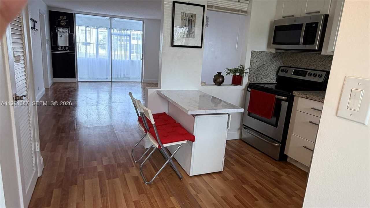 8300 Sunrise Lakes Blvd #109 - Photo 4 of 15