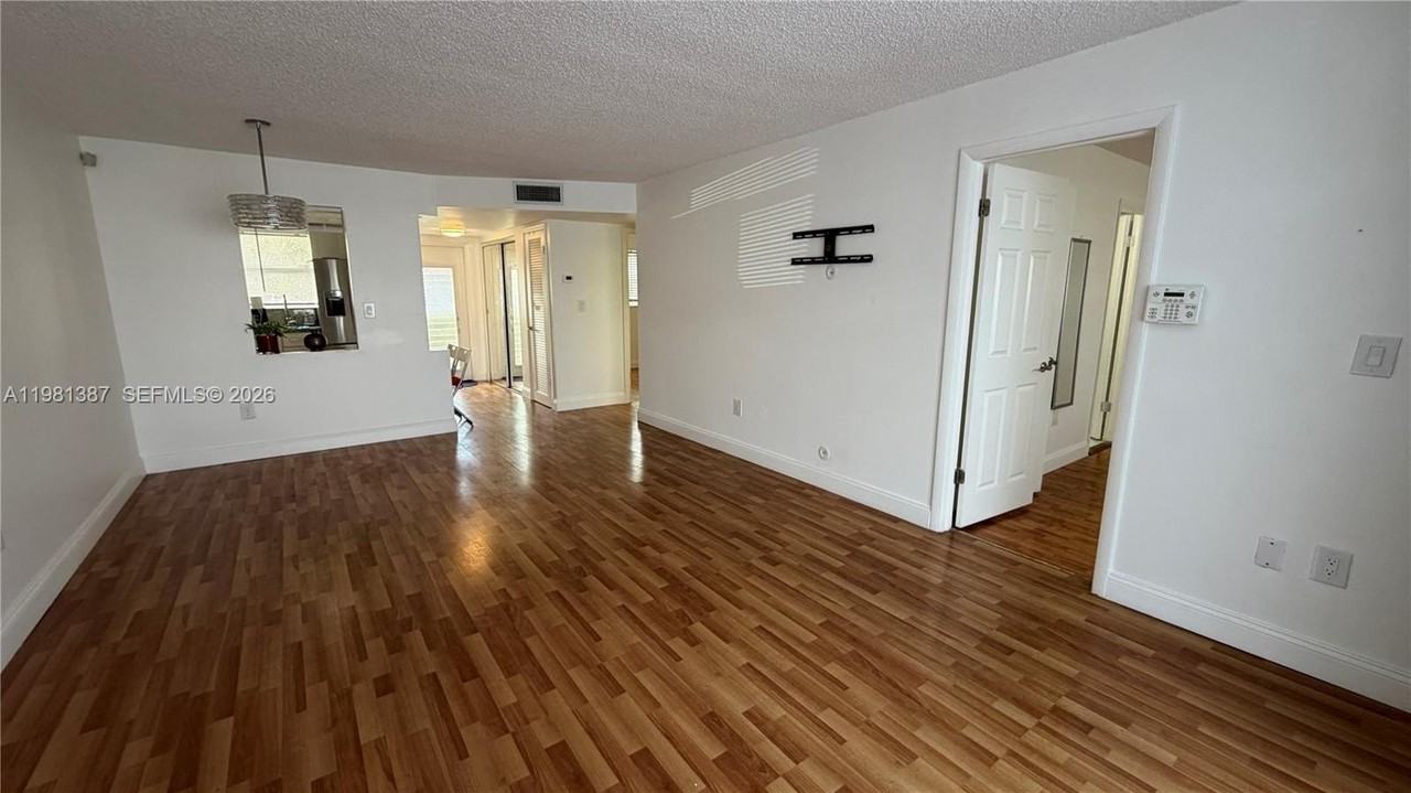 8300 Sunrise Lakes Blvd #109 - Photo 6 of 15