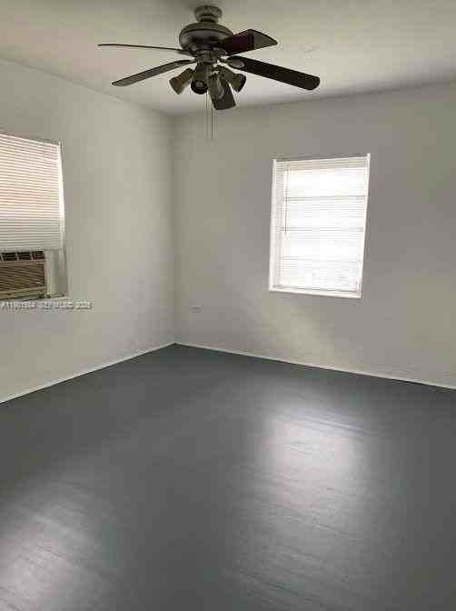 424 Ne 82nd St #4C - Photo 4 of 25
