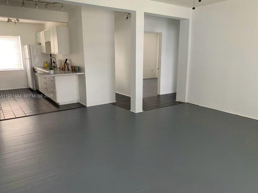424 Ne 82nd St #4C - Photo 6 of 25
