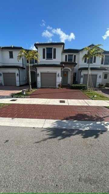 3354 W 112th St #3354