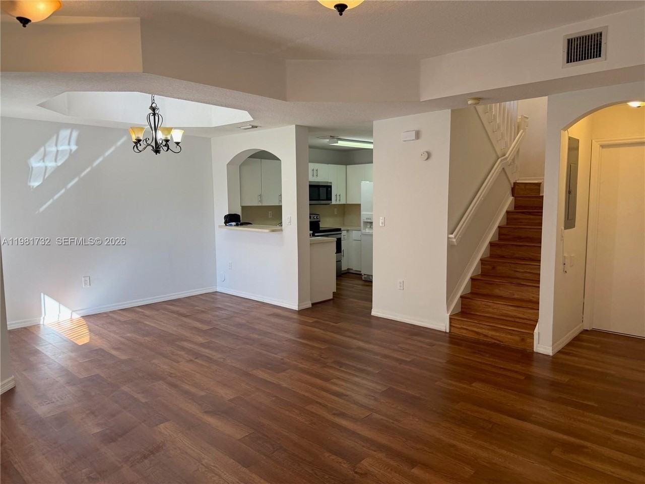 764 Sw 106th Ave #1909 - Photo 3 of 20