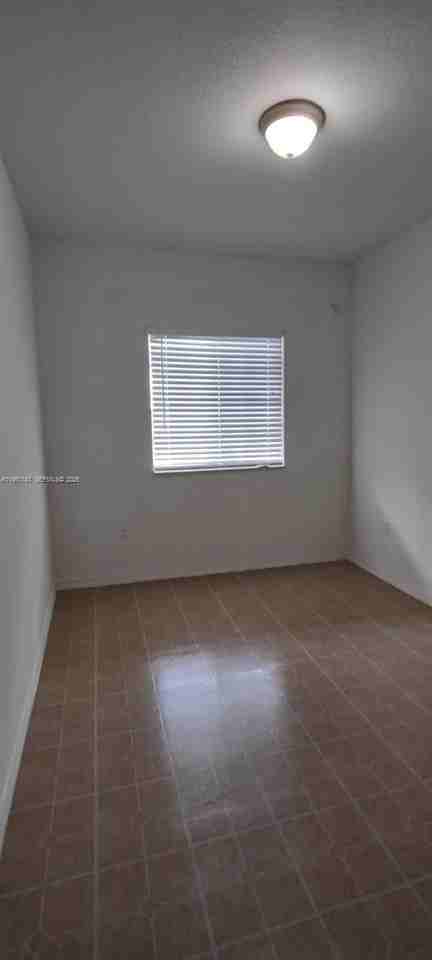 6940 Nw 179th St #303-7 - Photo 3 of 20