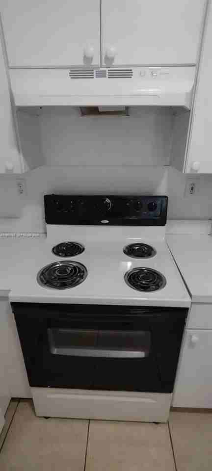 6940 Nw 179th St #303-7 - Photo 7 of 20