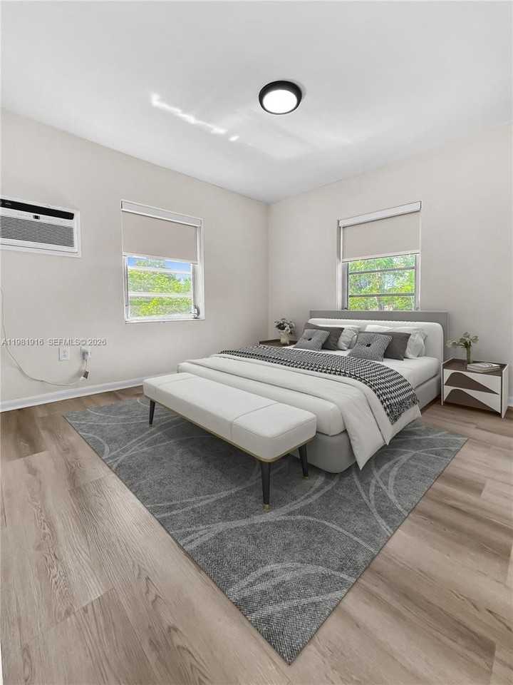 2390 Coral Way #4 - Photo 6 of 10