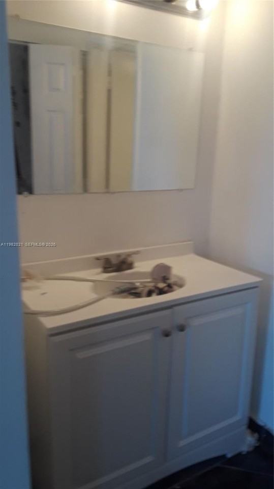 206 Lake Pointe Dr #206 - Photo 6 of 13