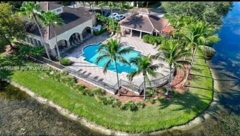 2574 Centergate Dr #201 - Photo 2 of 10