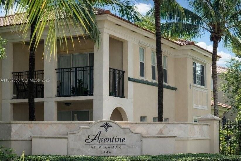 2574 Centergate Dr #201 - Photo 4 of 10