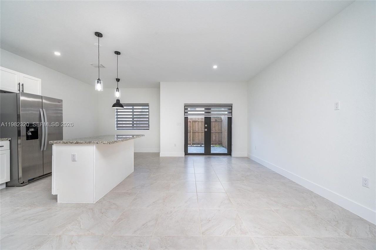 13353 Sw 250th Ter - Photo 7 of 25