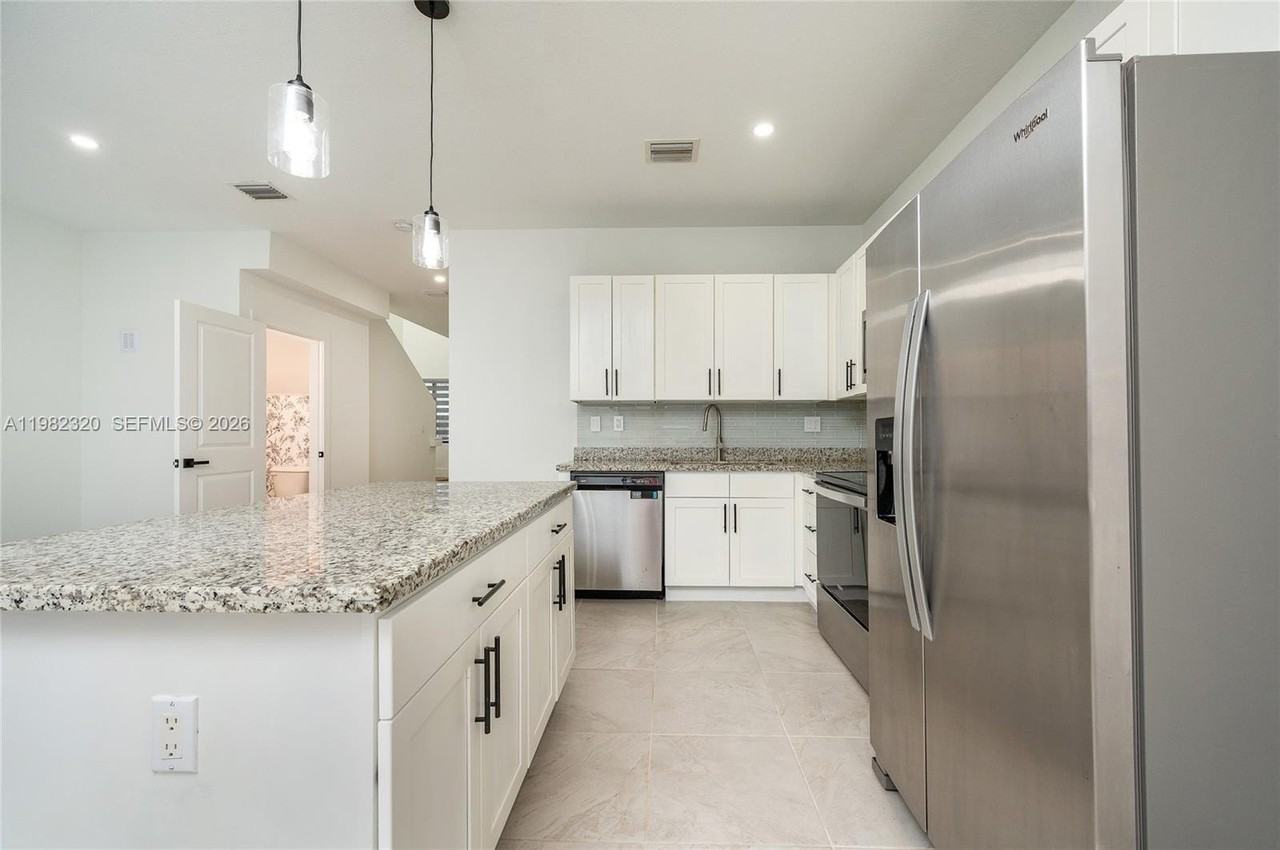 13353 Sw 250th Ter - Photo 7 of 24