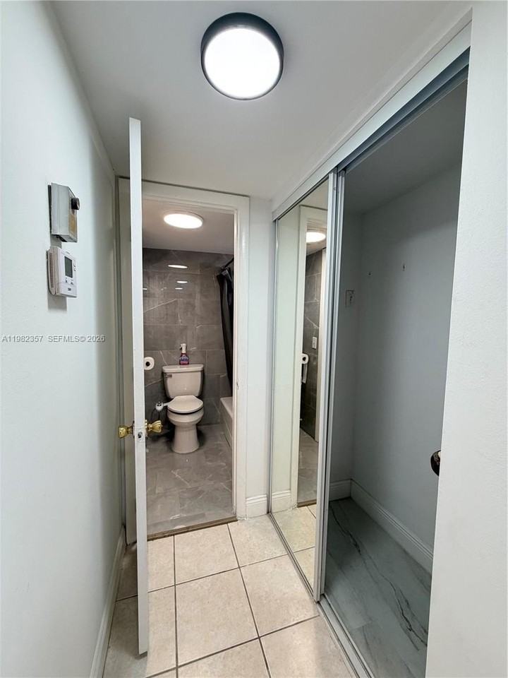 6020 Nw 64th Ave #306 - Photo 4 of 27