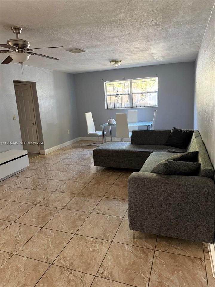 18811 Nw 24th Ave #0 - Photo 4 of 6