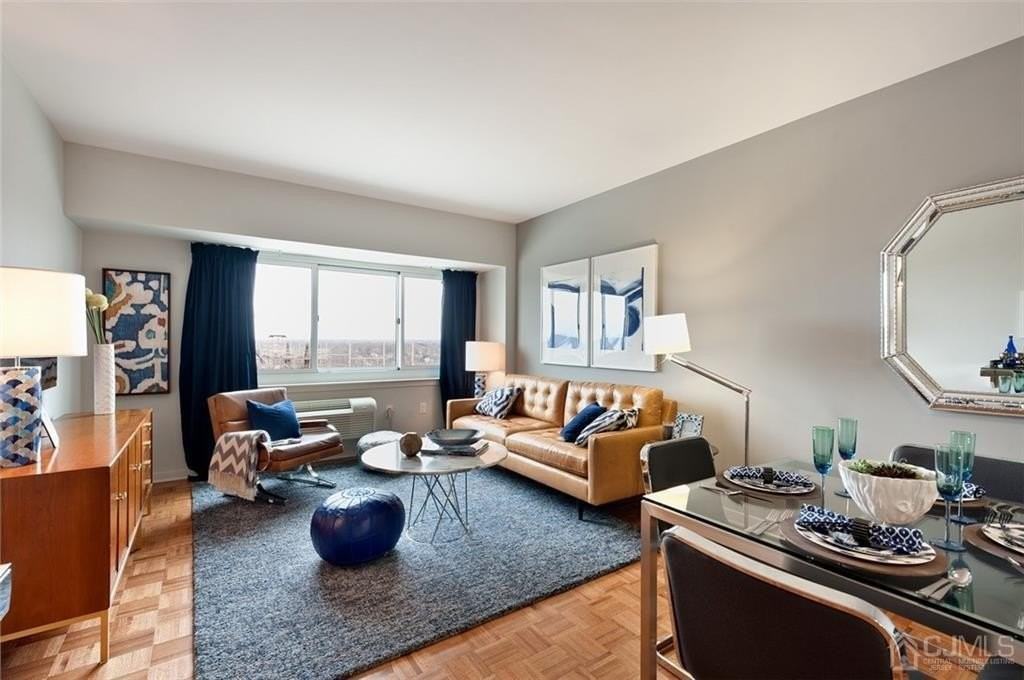 110 Somerset Street #2309 - Photo 5 of 12