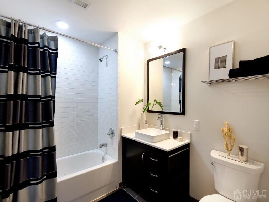 110 Somerset Street #2309 - Photo 7 of 12