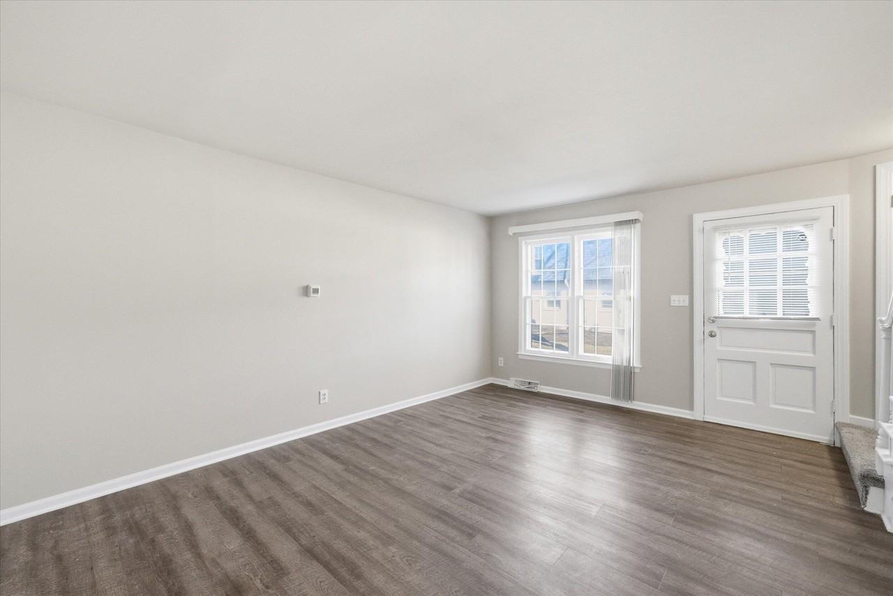 4273 W Cherrywood Ln - Photo 5 of 25