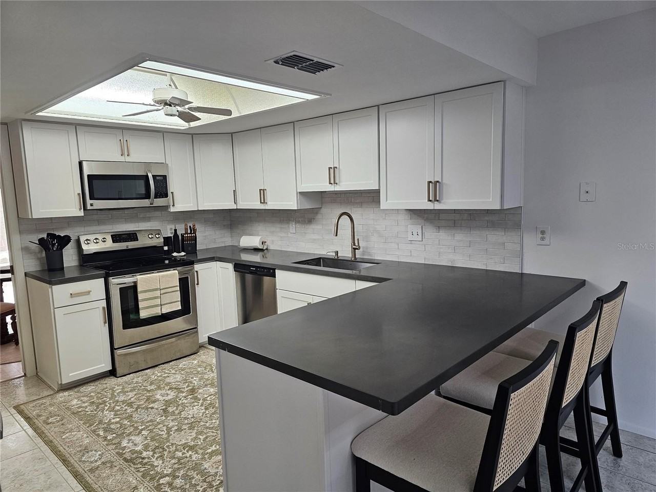 4408 La Jolla Dr #19A - Photo 7 of 50