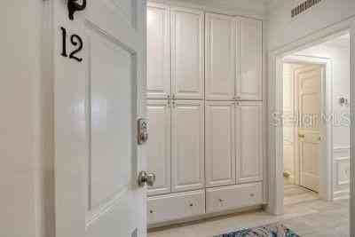 51 Macewen Dr #12 - Photo 4 of 30