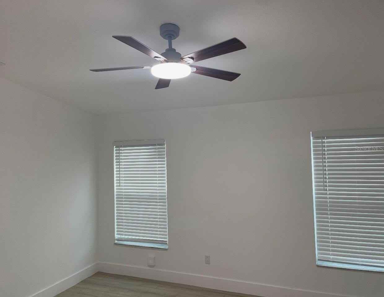 7235 Hunterdon Dr - Photo 7 of 18