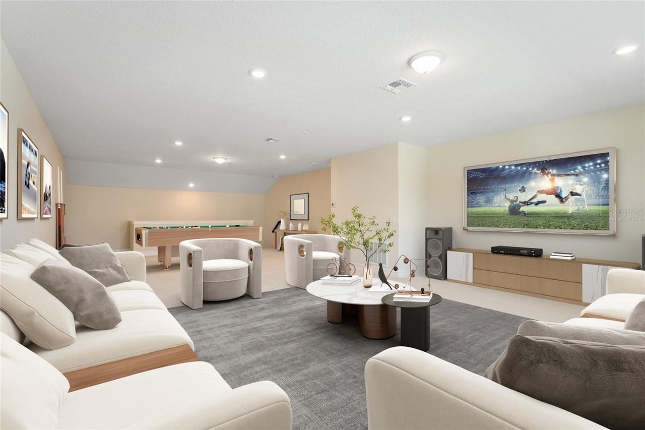 9212 Hanging Vine Ct - Photo 4 of 38