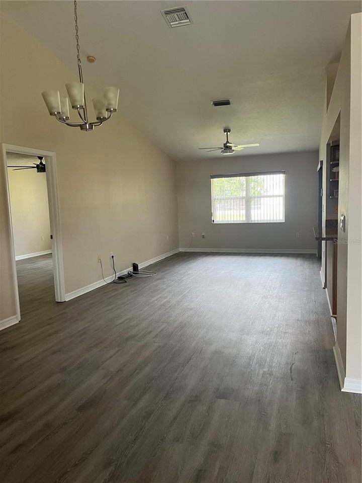 3063 Lake June Blvd - Photo 7 of 50