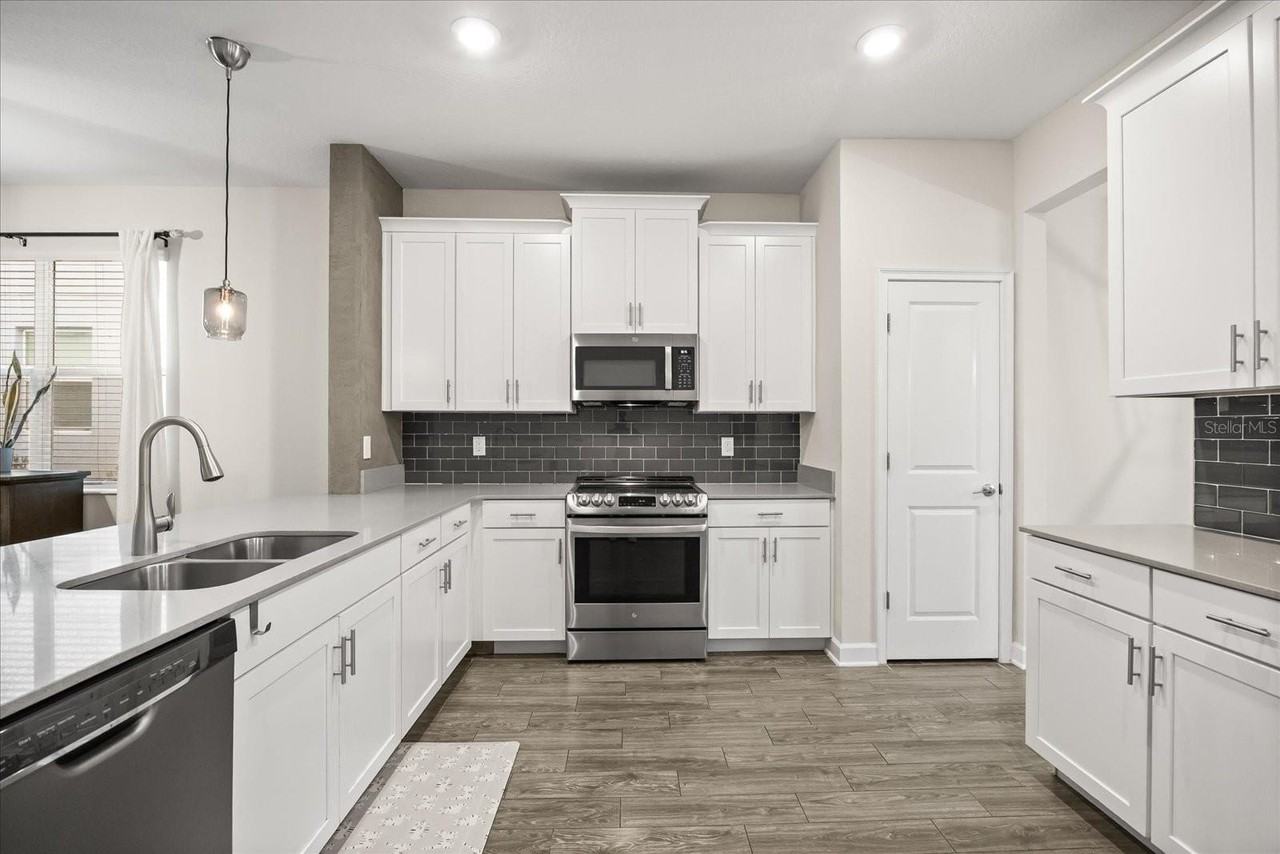 11827 Philosophy Way - Photo 7 of 50