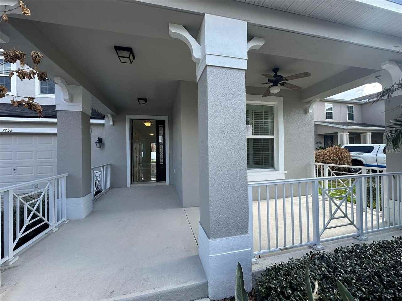 7738 Summerlake Pointe Blvd - Photo 2 of 29