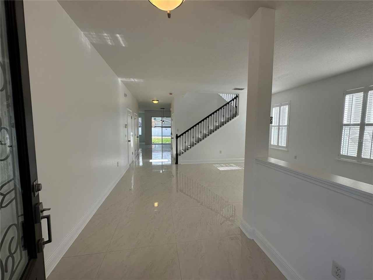 7738 Summerlake Pointe Blvd - Photo 3 of 29