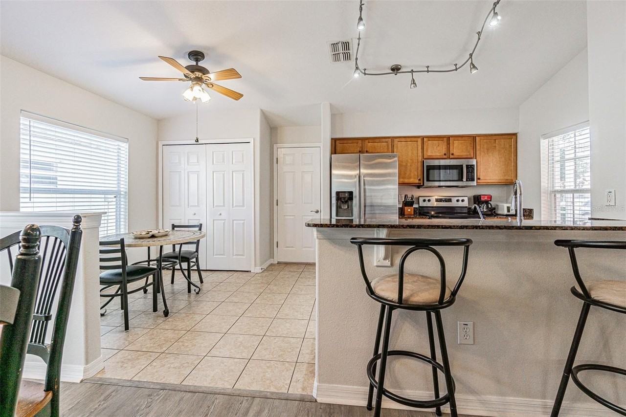 9608 Rolling Cir - Photo 7 of 26