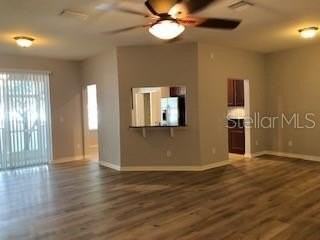 1506 Hillview Ln - Photo 2 of 11