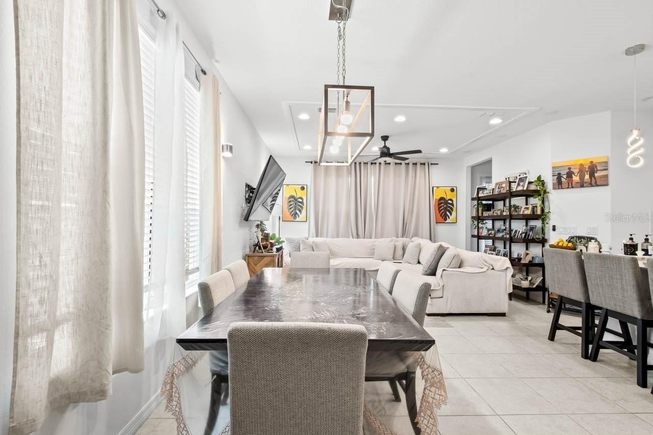 6262 Goldcoast Ave - Photo 6 of 50